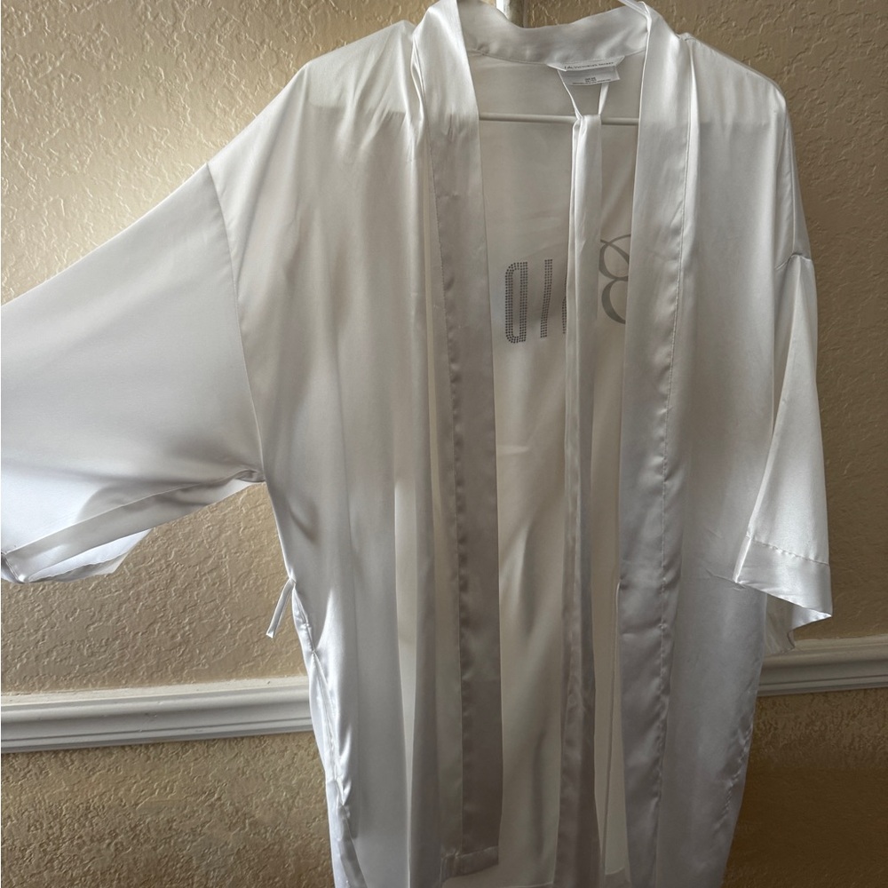 Victoria’s Secret “Bride” Satin Robe – White (Size Small)